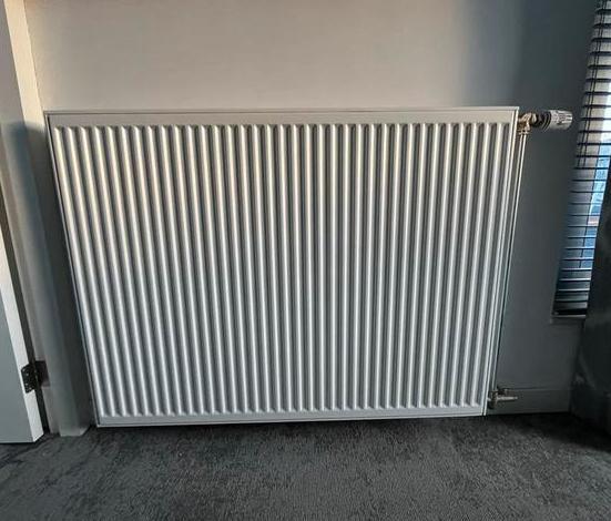 Radiatoren - 3 stuks, Doe-het-zelf en Verbouw, Verwarming en Radiatoren, Zo goed als nieuw, Radiator, 800 watt of meer, 80 cm of meer