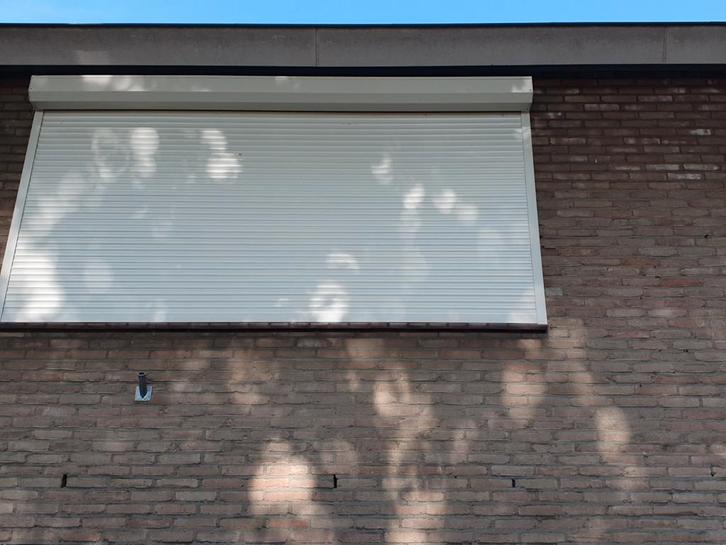 Diverse Rolluiken - Bescherming & Isolatie, Doe-het-zelf en Verbouw, Rolluiken, 100 tot 150 cm, 200 cm of meer, Crème of Beige