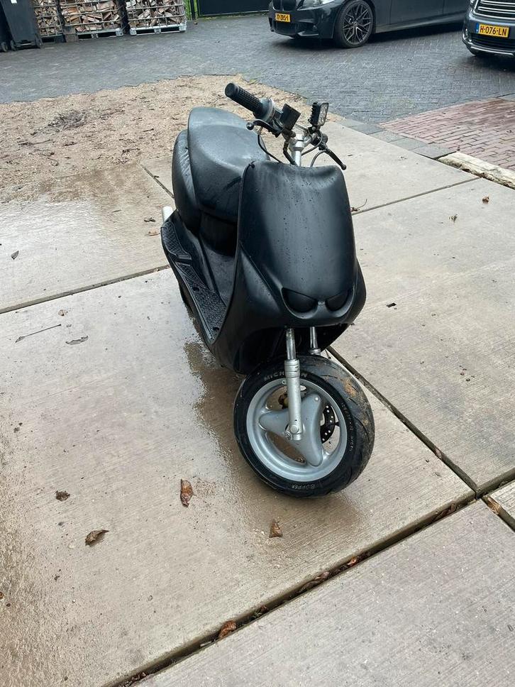 Yamaha neos 70cc, Fietsen en Brommers, Snorfietsen en Snorscooters, Gebruikt, Yamaha, Tweetakt, Ophalen of Verzenden