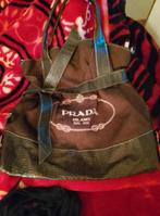 Prada Schoudertas, Gebruikt, Bruin, Minder dan 40 cm, Minder dan 35 cm