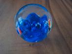 Vintage glazen presse-papier met blauwe decoratie met visjes, Ophalen of Verzenden, Gebruikt