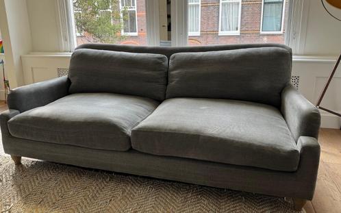Grote Pavlova bank, lichtgrijs, van Loaf, Huis en Inrichting, Banken | Bankstellen, Gebruikt, Rechte bank, Driepersoons, 200 tot 250 cm