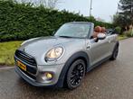 Mini  cabriolet 2016 Grijs/leder/navi/1e eig/, Voorwielaandrijving, Cabriolet, 1198 cc, Zilver of Grijs