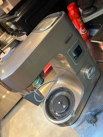 Kenwood Chef Titanium Patissier XL beschikbaar voor biedingen