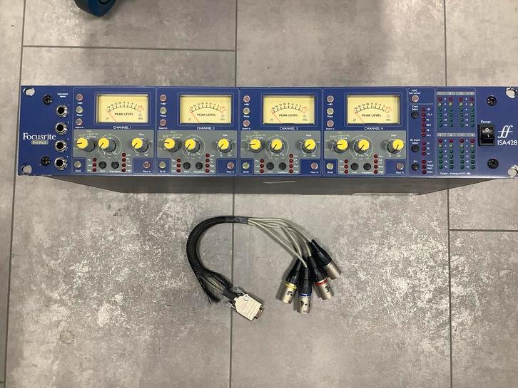 2x Focusrite ISA 428 mk1 Microfoonvoorversterker, Audio, Tv en Foto, Professionele Audio-, Tv- en Video-apparatuur, Gebruikt, Audio