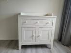 Witte commode met opstaande rand, Kinderen en Baby's, Kinderkamer | Commodes en Kasten, Ophalen, Gebruikt, 50 tot 70 cm, 75 tot 100 cm