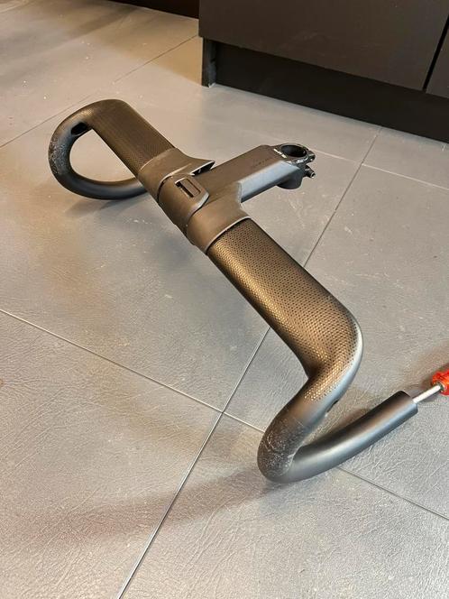 SYNCROS CRESTON 1.0 AERO HANDLEBAR + stuurpen, Fietsen en Brommers, Fietsonderdelen, Racefiets, Stuur, Ophalen of Verzenden