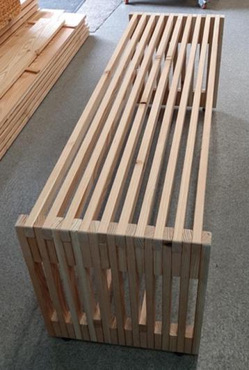 Bankje "Rib " latten - low table handgemaakt beschikbaar voor biedingen