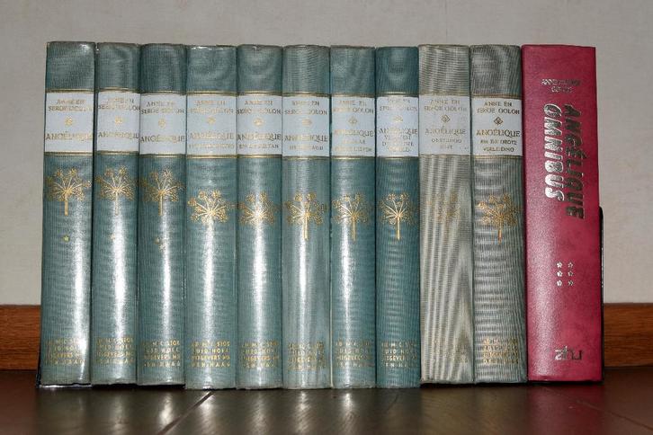 Angelique markiezin der engelen, Boeken, Romans, Gelezen, Ophalen of Verzenden