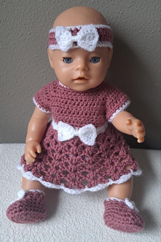 Gehaakt babyborn setje: jurkje, vestje enz. 7-delig, Kinderen en Baby's, Ophalen of Verzenden, Nieuw, Babypop