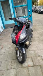 Scooter gratis meenemen, Fietsen en Brommers, Scooters | Kymco, Ophalen, Zo goed als nieuw, Benzine, Overige modellen