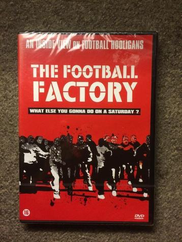 DVD The Football Factory ; Momentum pictures beschikbaar voor biedingen