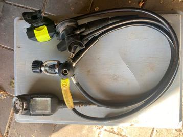 Scubapro Duikset met Computer (Batterij Vervangen) beschikbaar voor biedingen