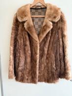 Nerts bontjas jaren 70 incl sjaal en kraagje, Kleding | Dames, Jassen | Winter, Ophalen of Verzenden, Gedragen, Maat 42/44 (L)