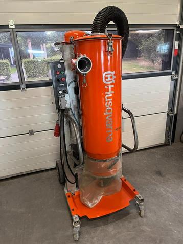 Husqvarna DC6000 stofzuiger/afzuiger/stofafzuiger beschikbaar voor biedingen