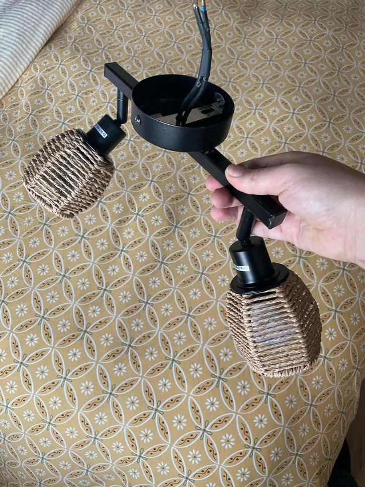 Plafondspot 2 lampen Kwantum Spot Cerun rotan Naturel, Huis en Inrichting, Lampen | Spots, Zo goed als nieuw, Plafondspot of Wandspot