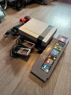 Nintendo NES Compleet met 4 Games!, Gebruikt, 2 spelers, Eén computer, Ophalen of Verzenden