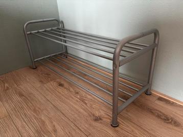 IKEA metalen schoenenrekje beschikbaar voor biedingen