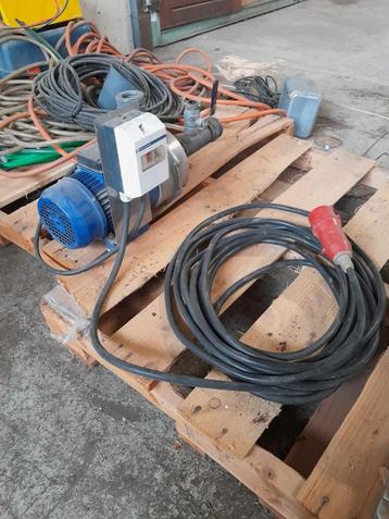 Waterpomp Elektrisch 2,5 Kw beschikbaar voor biedingen