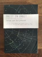 Boek & Cd Serge van Duijnhoven Obiit In Orbit ( DJAX ), Cd's en Dvd's, Cd's | Nederlandstalig, Ophalen of Verzenden, Zo goed als nieuw