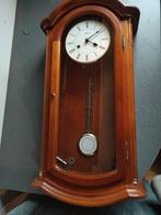 Wandklok met slinger, Huis en Inrichting, Woonaccessoires | Klokken, Ophalen, Zo goed als nieuw, Analoog, Wandklok