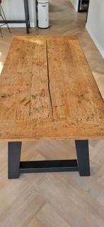 Eettafel met hardhout blad en stalen onderstel, Huis en Inrichting, Tafels | Eettafels, Ophalen, Gebruikt, 50 tot 100 cm, 150 tot 200 cm