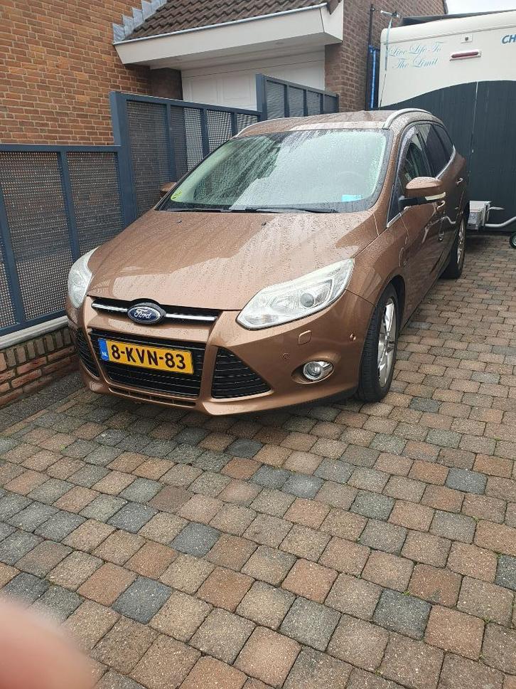 Ford Focus 1.6 Tdci 77KW Wagon 2013 Bruin, Auto's, Ford, Particulier, Focus, ABS, Adaptieve lichten, Adaptive Cruise Control, Airbags