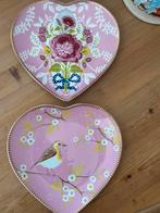 Pip Studio servies 2 harten hartjes groot heart shape plates, Huis en Inrichting, Keuken | Servies, Ophalen of Verzenden, Zo goed als nieuw