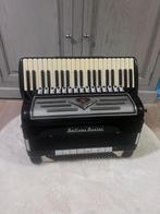 Accordeon Ballone Burini cassotto, Muziek en Instrumenten, Accordeons, Ophalen of Verzenden, Zo goed als nieuw, 120-bas, Overige merken