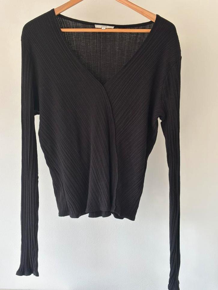 Vince zwarte top  XL, Kleding | Dames, Tops, Zo goed als nieuw, Maat 42/44 (L), Zwart, Lange mouw, Ophalen of Verzenden