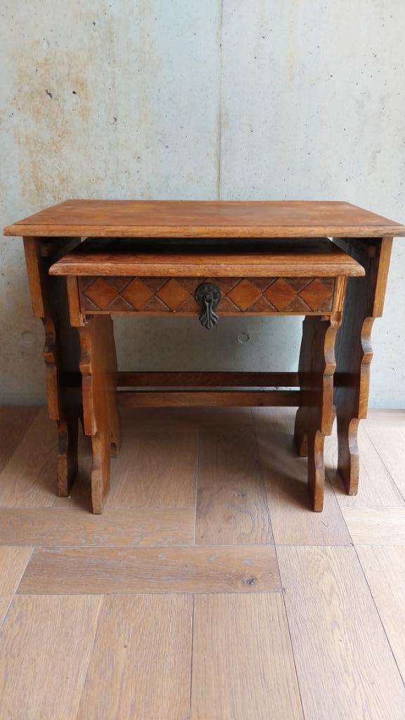 Set van twee Art Nouveau bijzettafeltjes, Antiek en Kunst, Antiek | Meubels | Tafels, Ophalen