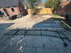 Stalen hek met poort +/- 475 cm, Tuin en Terras, Tuinhekken en Hekwerk, Ophalen, Met poort, Gebruikt, Sierhekwerk