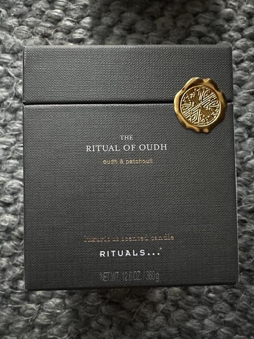 NIEUW Rituals Geurkaars Ritual of Oudh 360gr, Huis en Inrichting, Woonaccessoires | Kandelaars en Kaarsen, Nieuw, Minder dan 25 cm