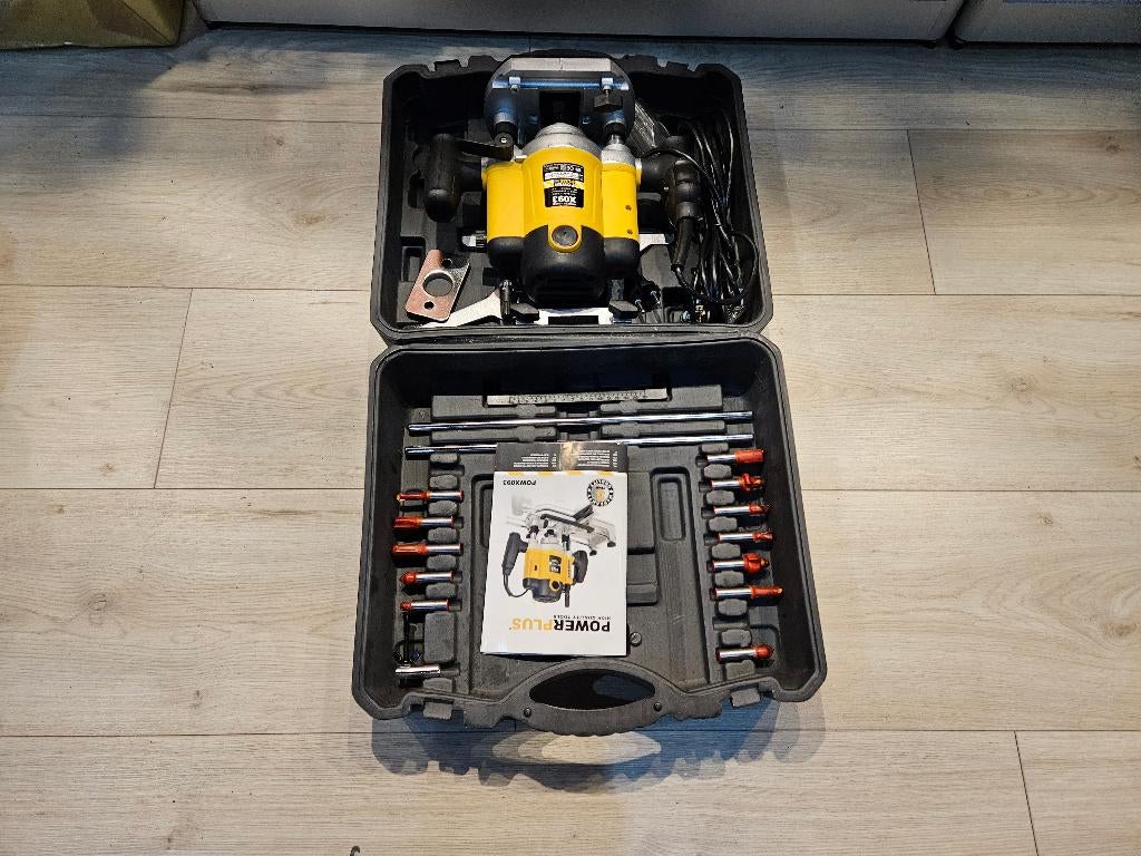 PowerPlus Bovenfrees 230V 1500W + Fijninstelling | Ongebruik, Nieuw, Ophalen of Verzenden, Bovenfrees, Powerplus