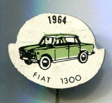 1964 Fiat 1300 groen op blik auto speldje ( B_024 ) beschikbaar voor biedingen