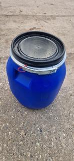 Te koop ton voerton 30 liter, Dieren en Toebehoren, Dierenvoeding, Ophalen of Verzenden