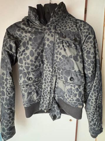 Wintersport jas van Protest beschikbaar voor biedingen