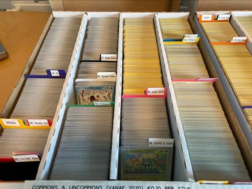 Pokemon kaarten bulk (Commons & Uncommons), Hobby en Vrije tijd, Verzamelkaartspellen | Pokémon, Zo goed als nieuw, Meerdere kaarten