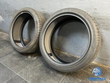 Zomerbanden 255/40R21 Pirelli Pzero beschikbaar voor biedingen