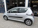 Toyota Aygo 1.0 VVT-i Comfort AIRCO/DEALER OND/TOPSTAAT, Auto's, Toyota, Voorwielaandrijving, Euro 5, Gebruikt, 4 stoelen