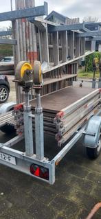 Steiger met aanhanger Layher overcompleet en incompleet, Doe-het-zelf en Verbouw, Steigers, Ophalen, Gebruikt, Rolsteiger of Kamersteiger