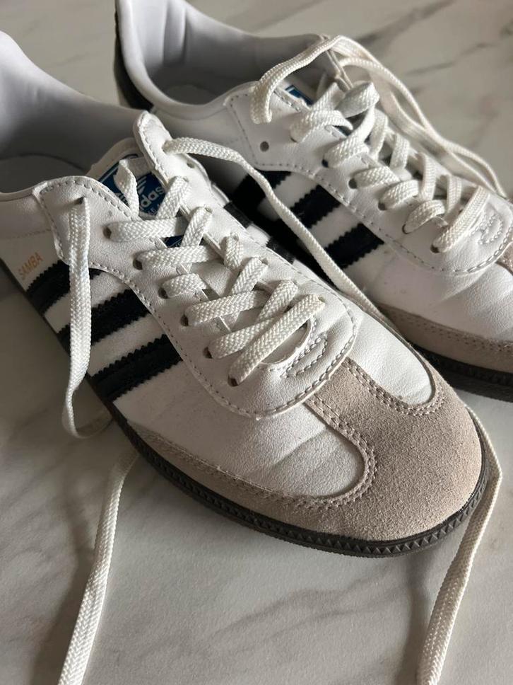 Adidas Samba Sneakers - Maat 39 - new, Kleding | Dames, Schoenen, Nieuw, Sneakers of Gympen, Wit, Ophalen of Verzenden