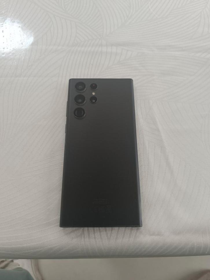 Samsung S22 ultra werkt perfect, Telecommunicatie, Mobiele telefoons | Samsung, Zo goed als nieuw, Galaxy S22, 128 GB, Zwart, Ophalen of Verzenden
