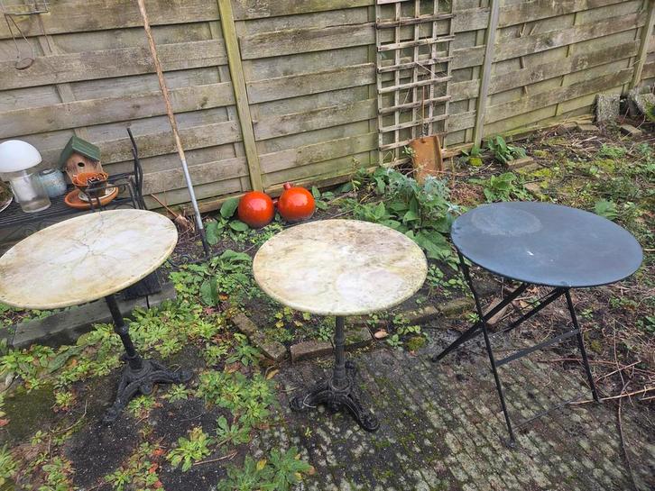 Bistro Tafeltjes Gietijzer Marmer Blad, Tuin en Terras, Tuintafels, Gebruikt, Rond, Metaal, Ophalen