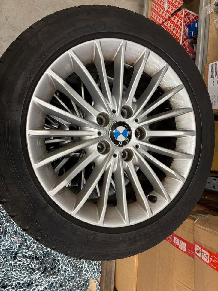 BMW 3 Serie Velgen met Winterbanden 225/50/17 Runflat, Auto-onderdelen, Banden en Velgen, Banden en Velgen, Winterbanden, 17 inch