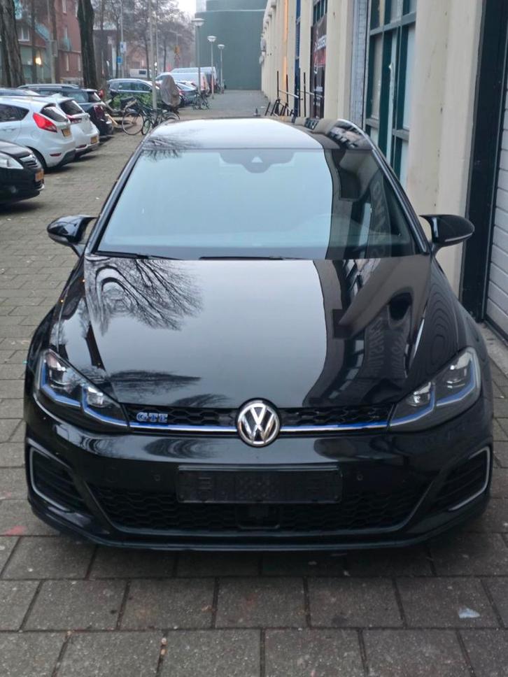 Volkswagen Golf 1.4 TSI Phev 204pk 6-DSG 5D 2018 Zwart, Auto's, Volkswagen, Bedrijf, Golf, ABS, Adaptieve lichten, Adaptive Cruise Control