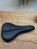 Various Saddles, Fietsen en Brommers, Fietsonderdelen, Ophalen of Verzenden, Zo goed als nieuw, Mountainbike, Zadel
