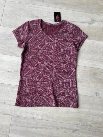 Sport T-shirt Osaga maat M NIEUW beschikbaar voor biedingen