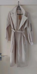Jas beige met ceintuur one size, Verzenden, Nieuw, Maat 38/40 (M), Beige
