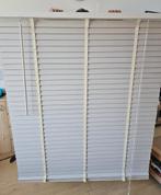 Luxaflex van een soort hout 2x, Huis en Inrichting, Stoffering | Gordijnen en Lamellen, Ophalen, 100 tot 150 cm, Wit, Zo goed als nieuw